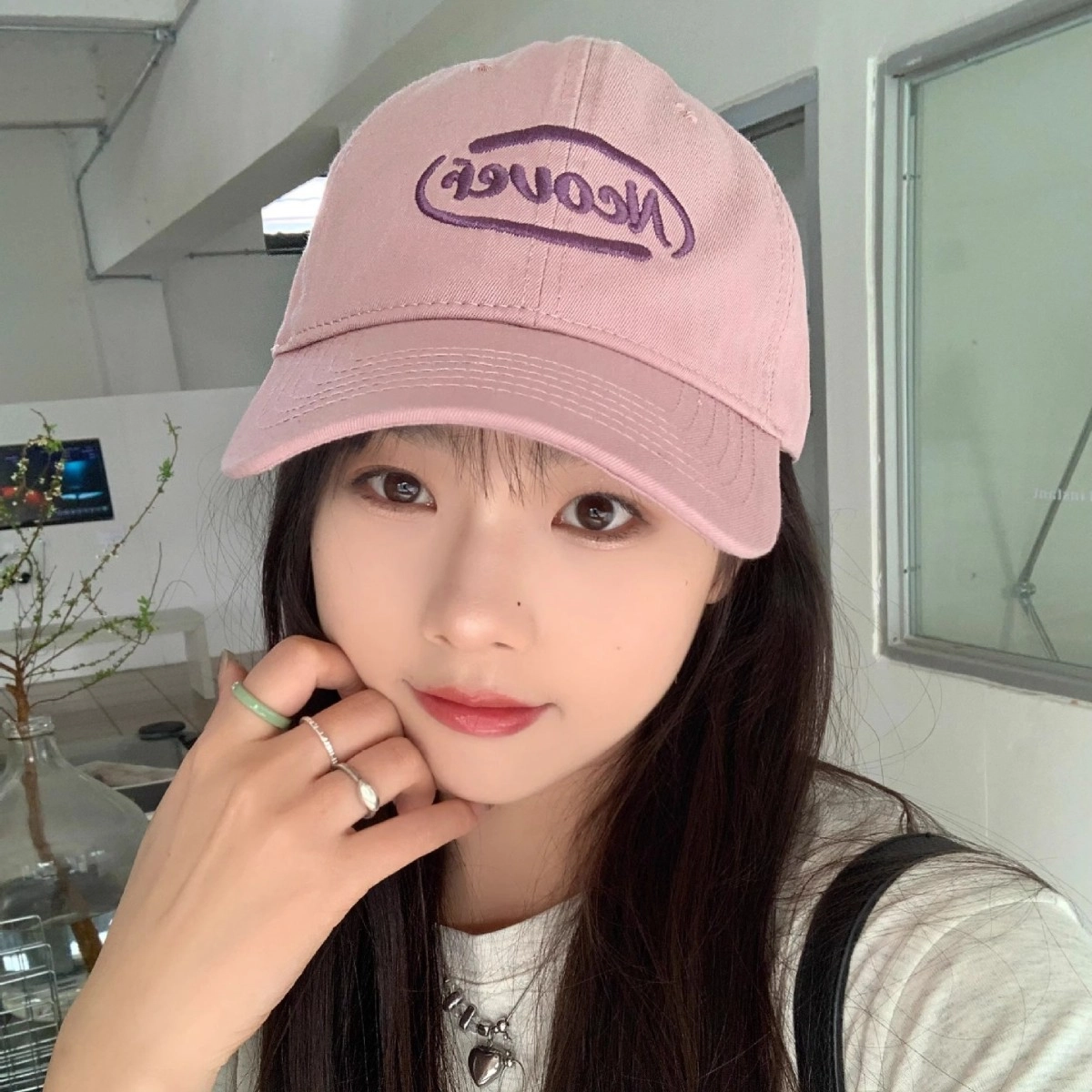 佐闯 女春夏字母刺绣帽子韩版时尚百搭大头围显脸小遮阳轻盈时尚显脸小防晒透气 棉 鸭舌帽 女款