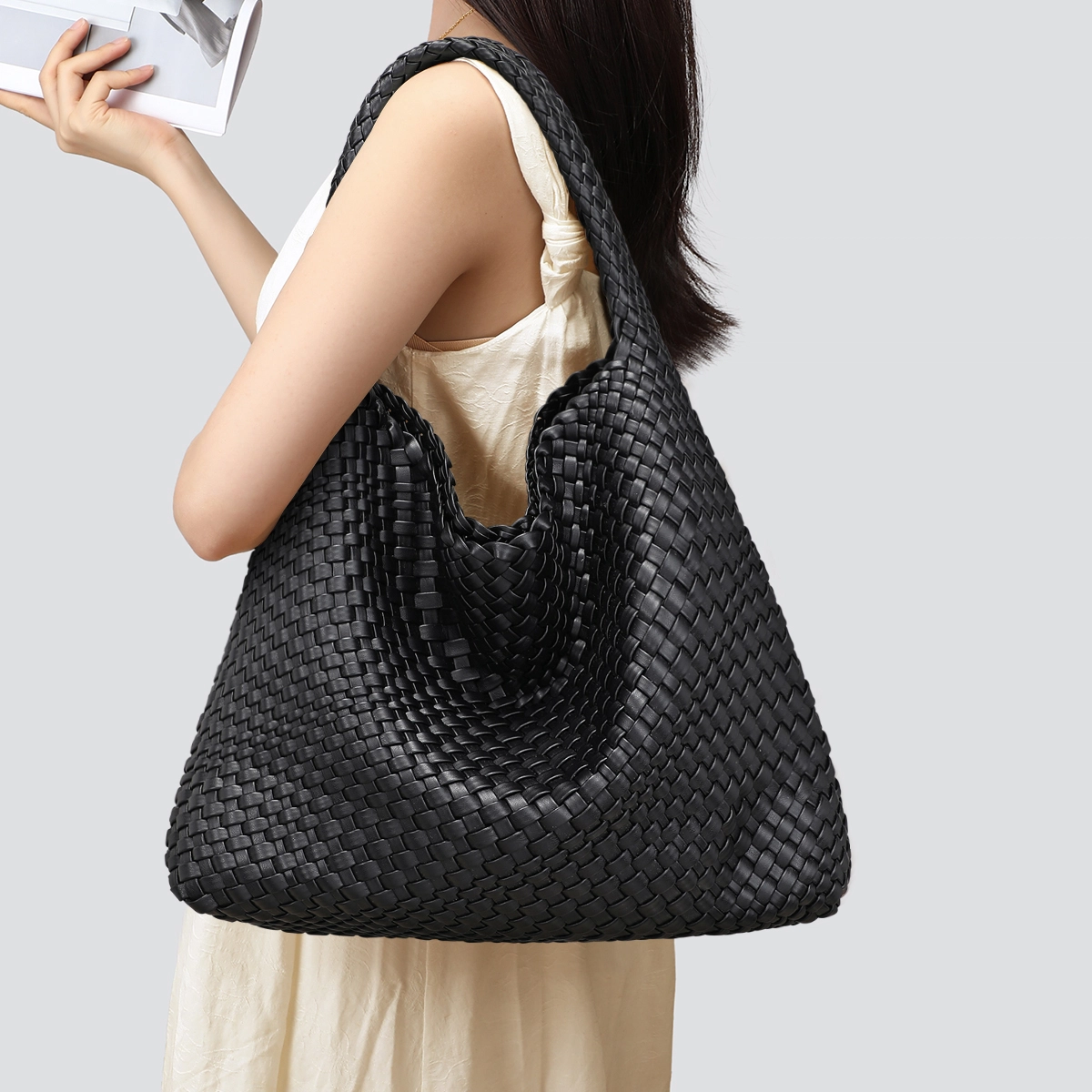 MILLIE'S Tote