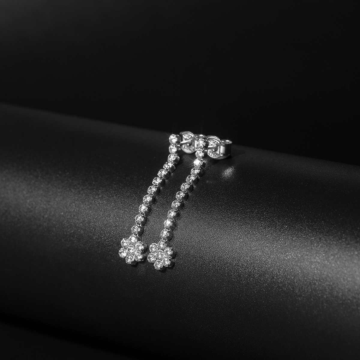 ADHORA 925