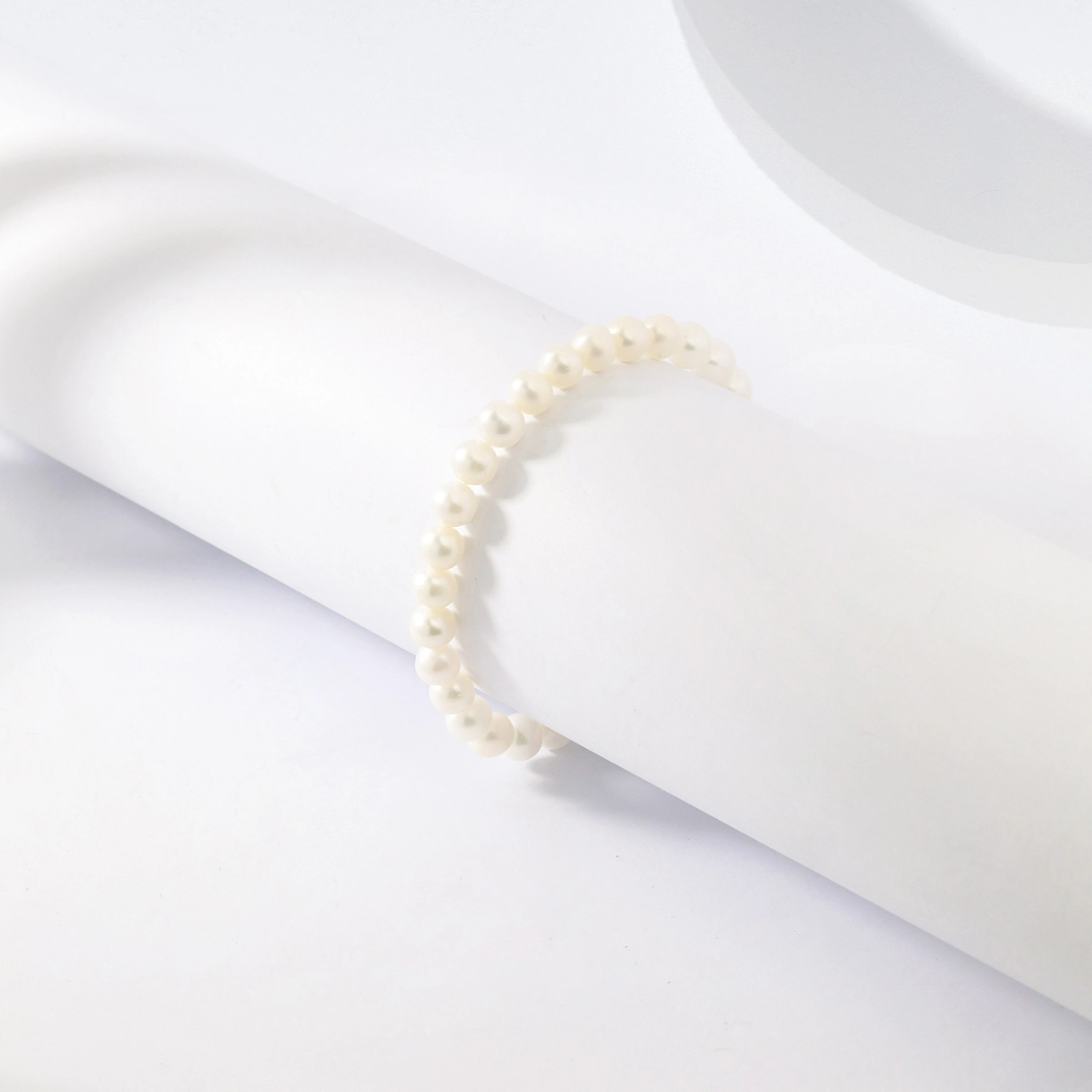 ADHORA 18K
