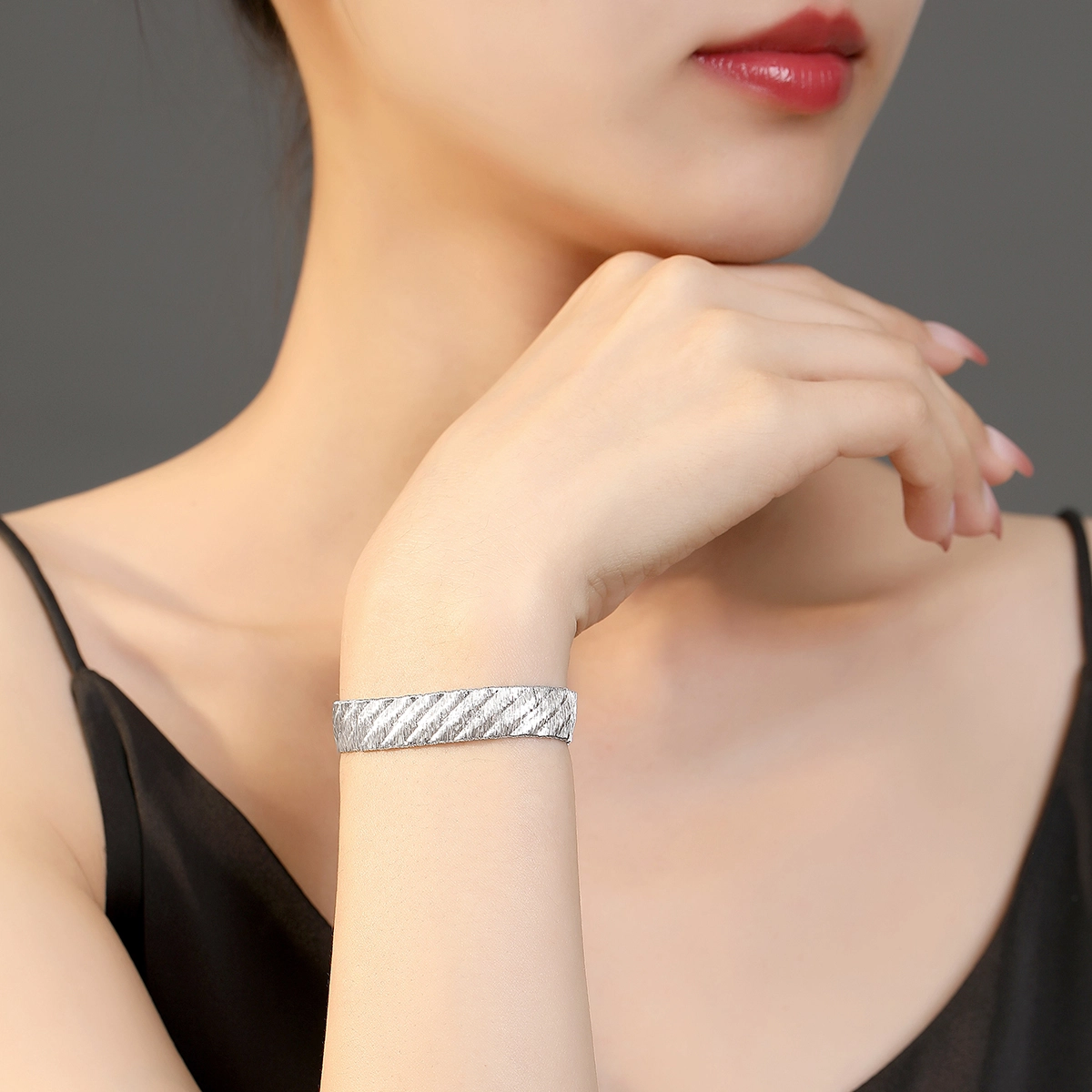 ADHORA S925