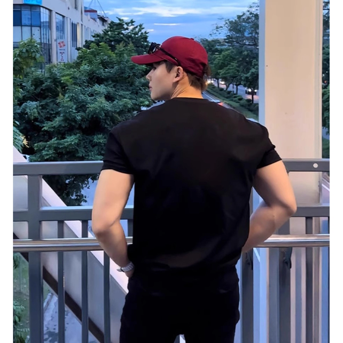 weles T