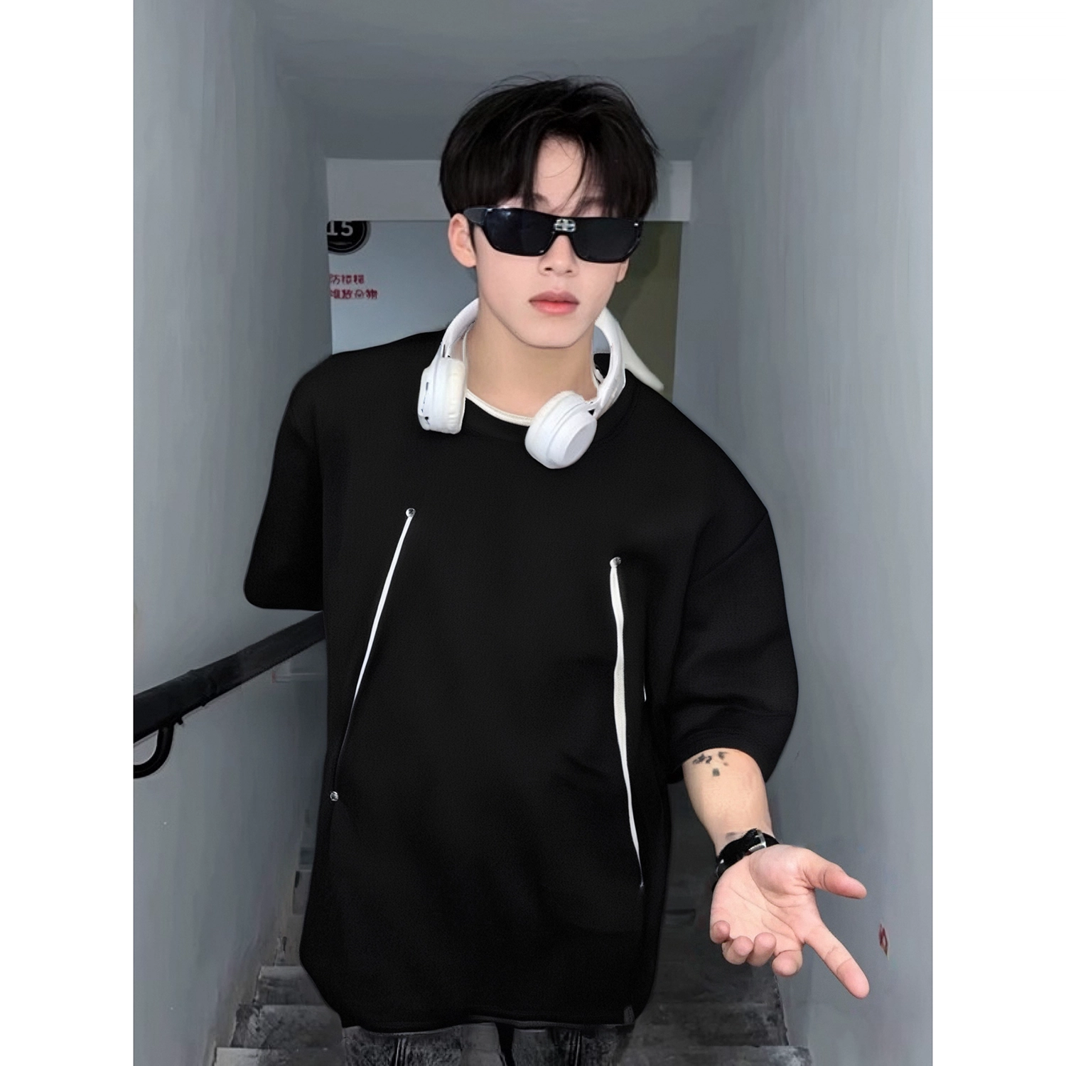 weles T