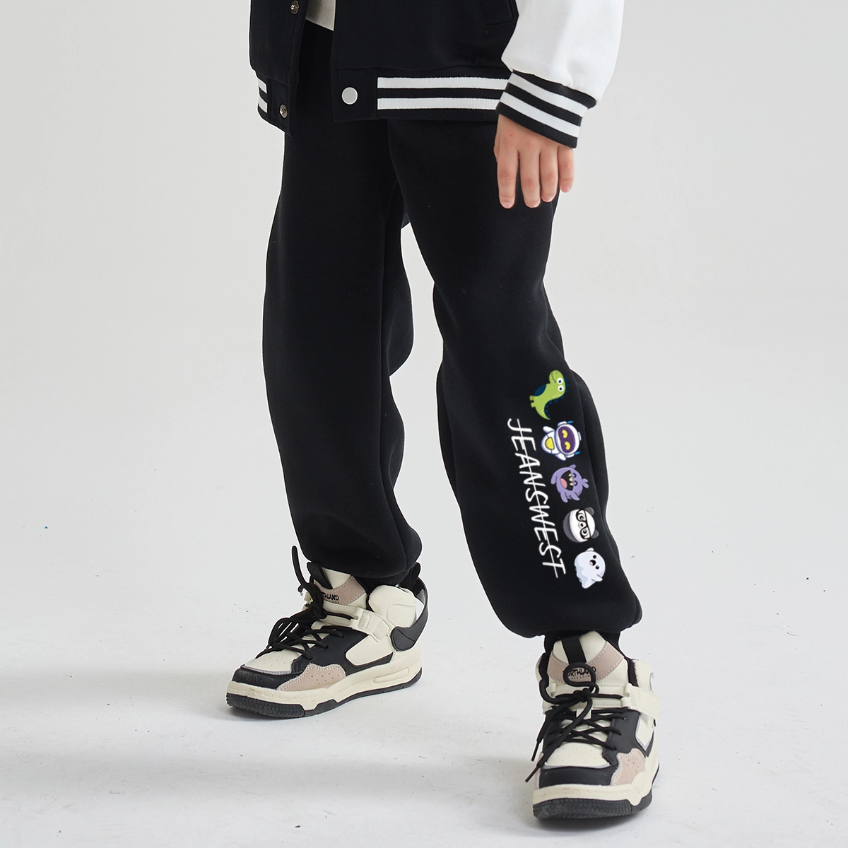JEANSWEST JNR Logo