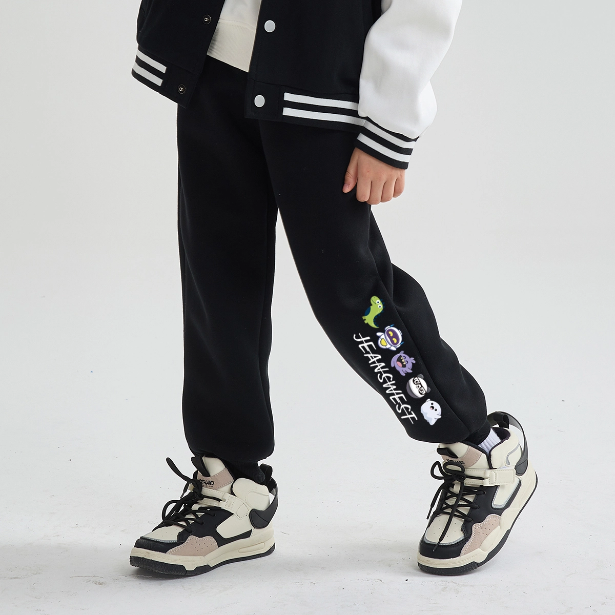JEANSWEST JNR Logo