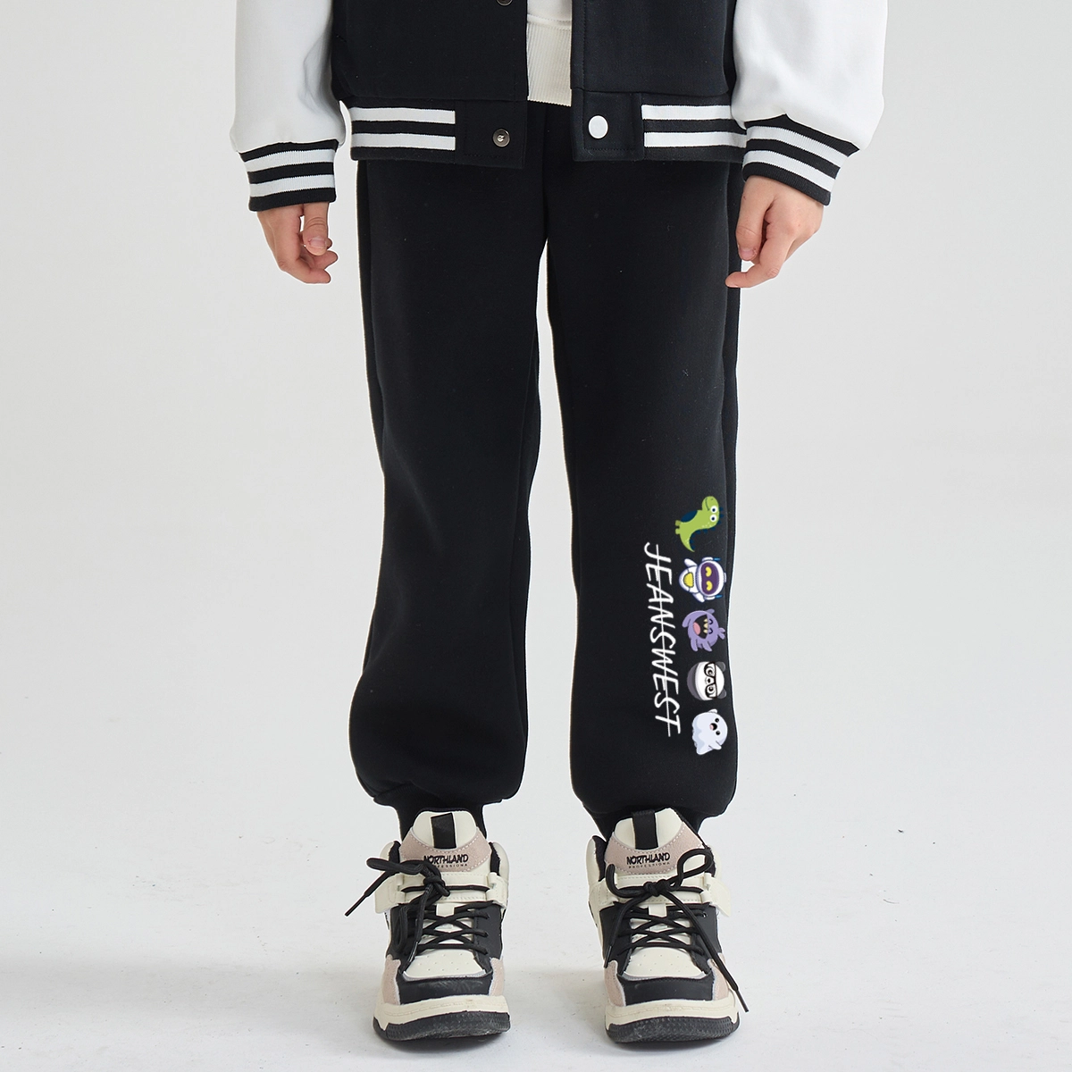 JEANSWEST JNR Logo