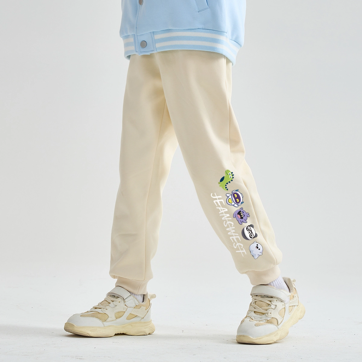 JEANSWEST JNR Logo