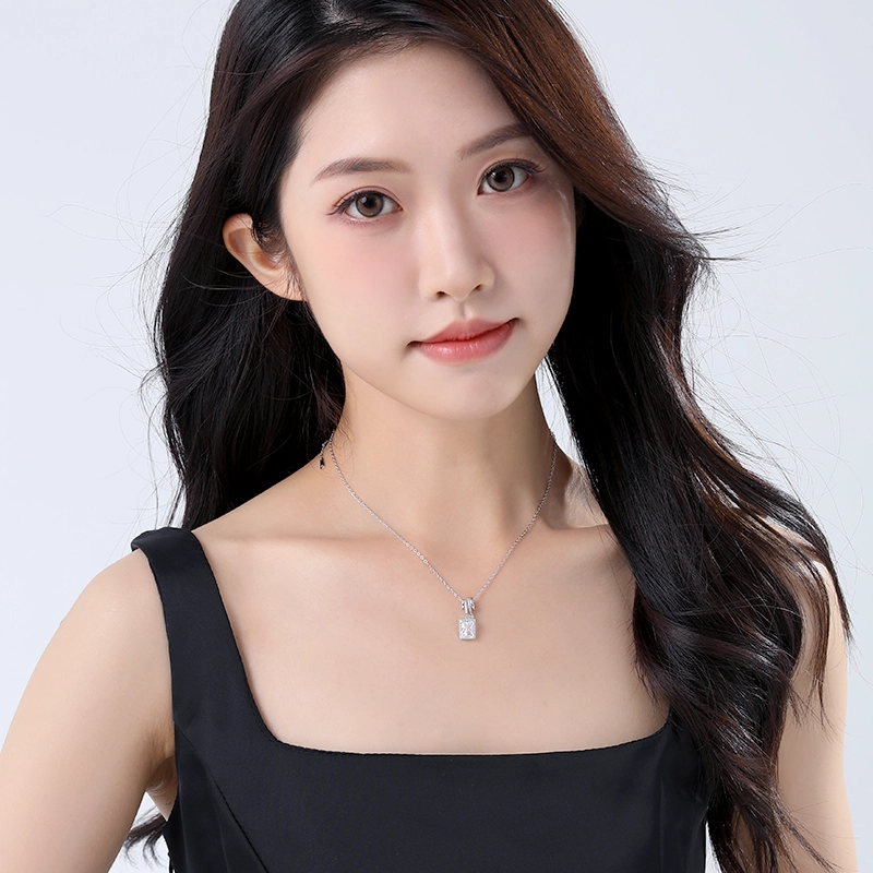 S925