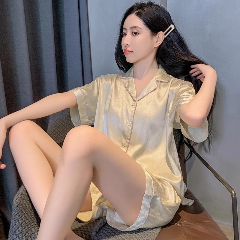 怀尔蔚 简约条纹舒适透气短袖短裤睡衣套装 女款