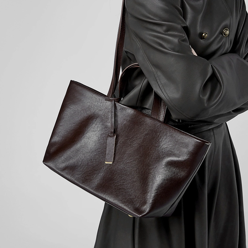 Carnival Keep Tote