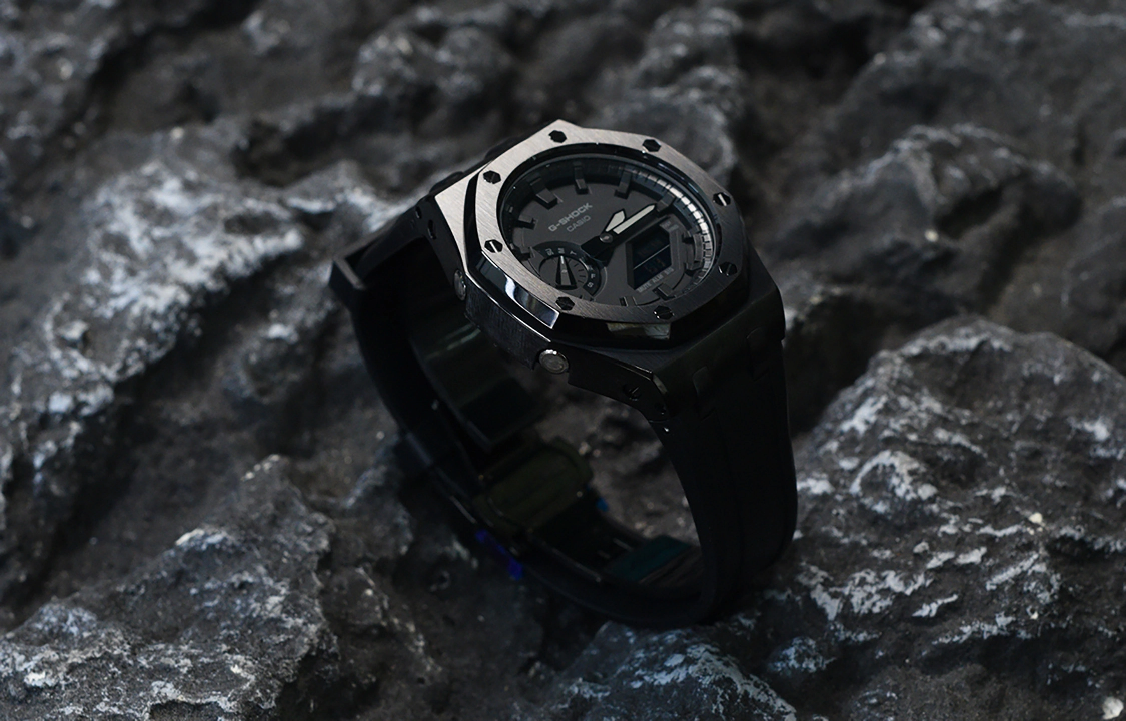 CASIO 200 GA-2100-1A1