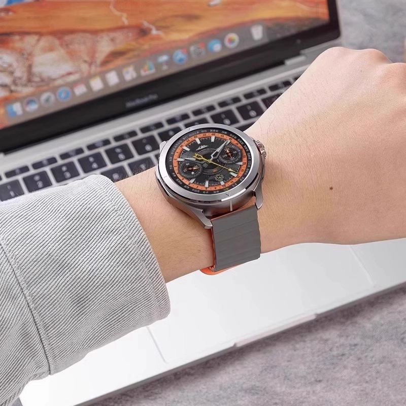 s4XIAOMIWATCHS4