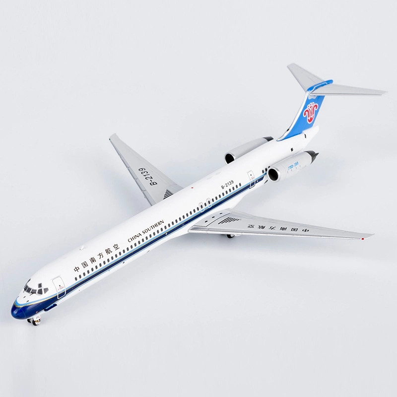 MD-82 B-21391400