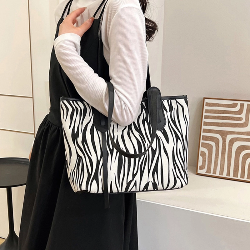 GKY Tote