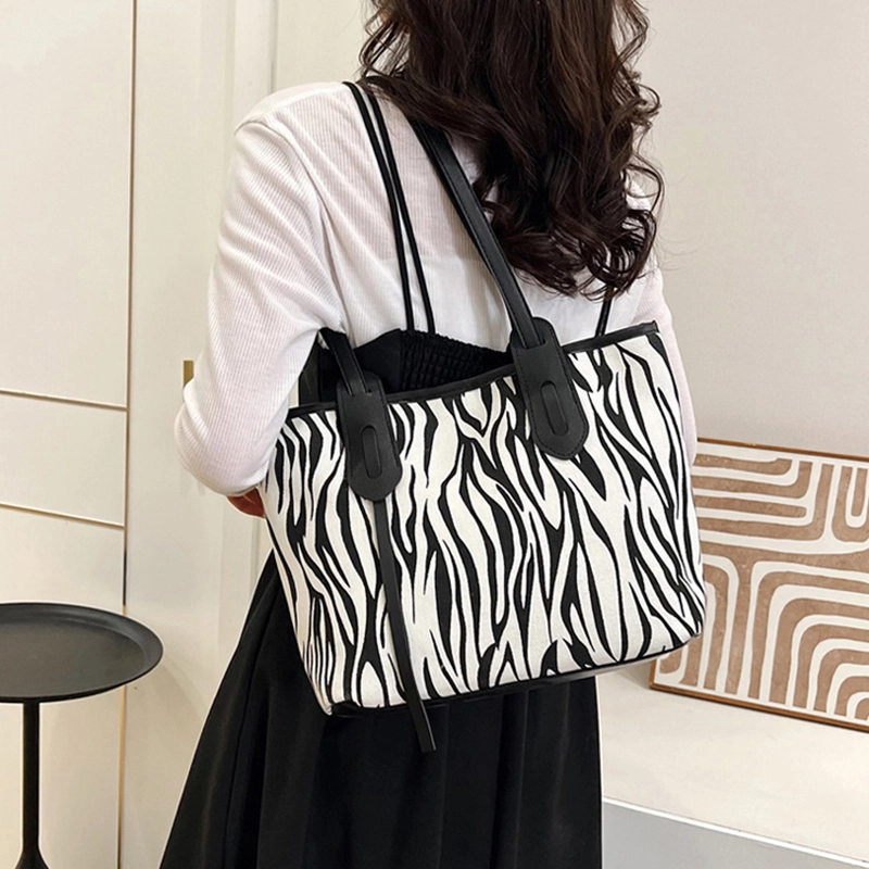 GKY Tote