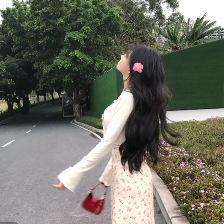 依钗 法式温柔风度假穿搭必备连衣裙与开衫裙装套装 女款