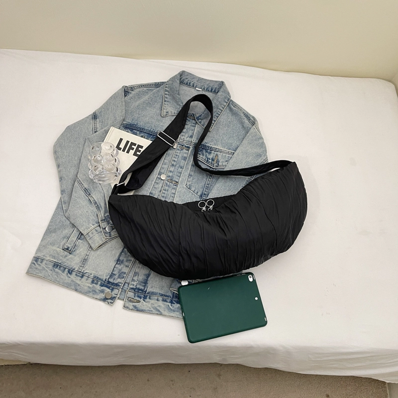 班亚奴 韩风简约百搭 布 单肩包 男女同款情侣款 多色
