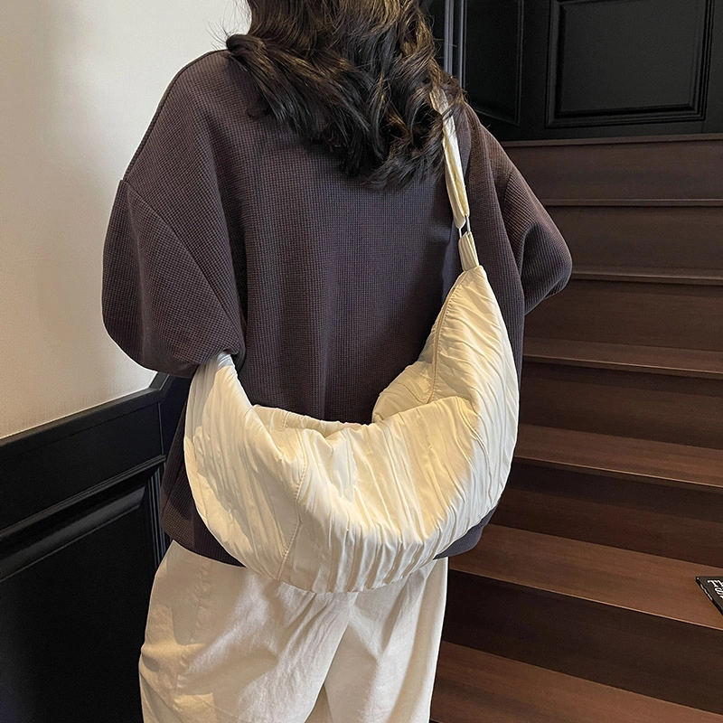 班亚奴 韩风简约百搭 布 单肩包 男女同款情侣款 多色