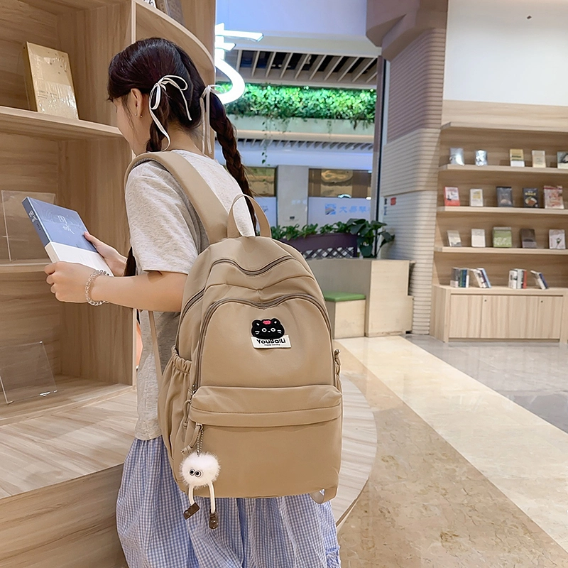 班亚奴 时尚百搭简约纯色轻便 尼龙 双肩包 女款 多色