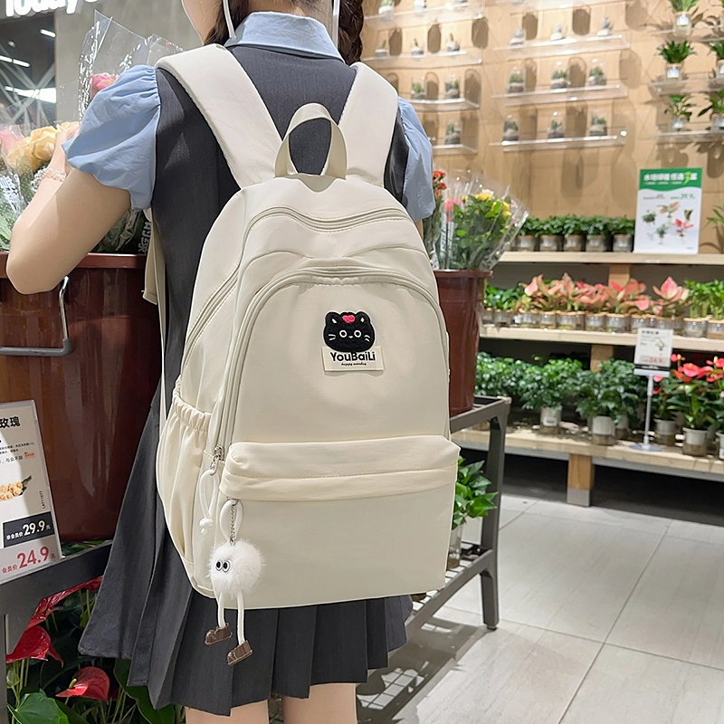 班亚奴 时尚百搭简约纯色轻便 尼龙 双肩包 女款 多色