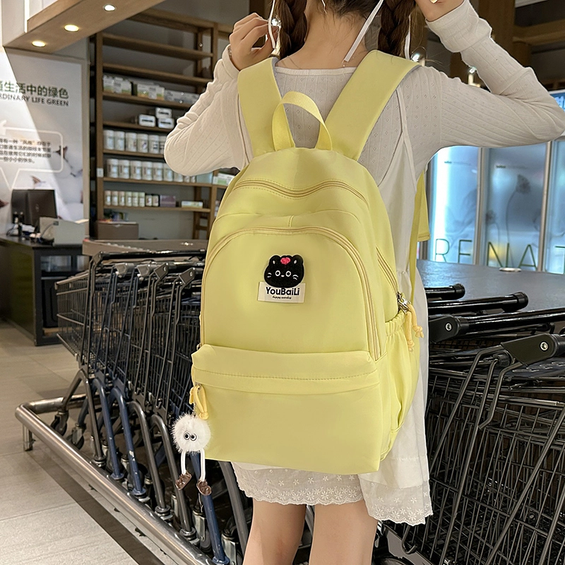 班亚奴 时尚百搭简约纯色轻便 尼龙 双肩包 女款 多色