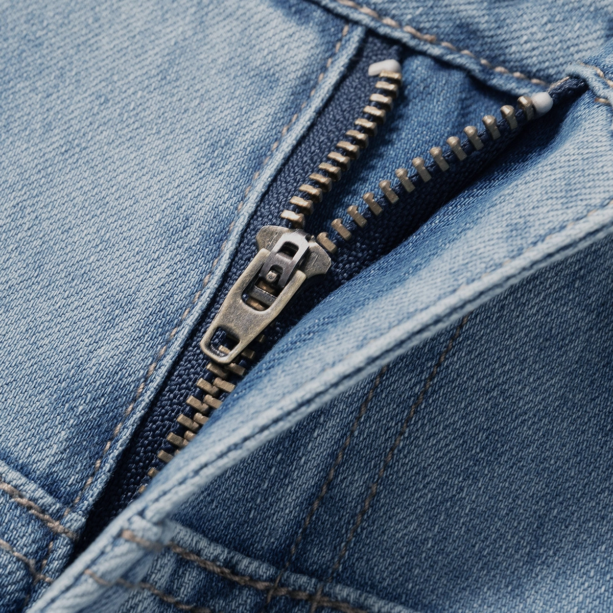 7 FOR ALL MANKIND