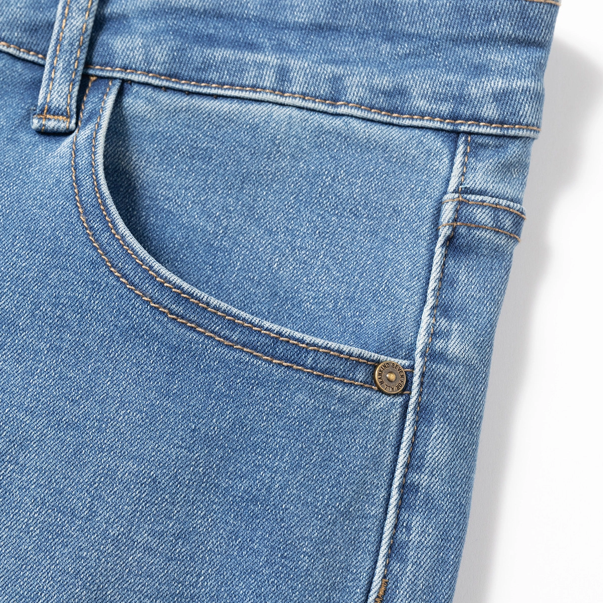 7 FOR ALL MANKIND