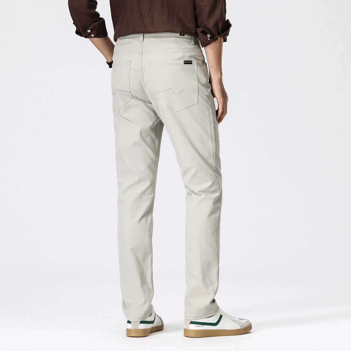 7 FOR ALL MANKIND