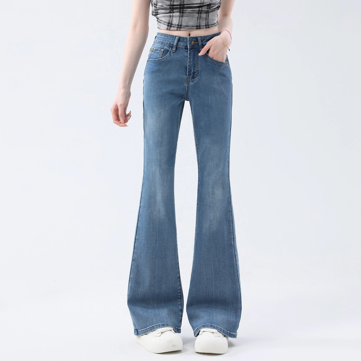 7 FOR ALL MANKIND