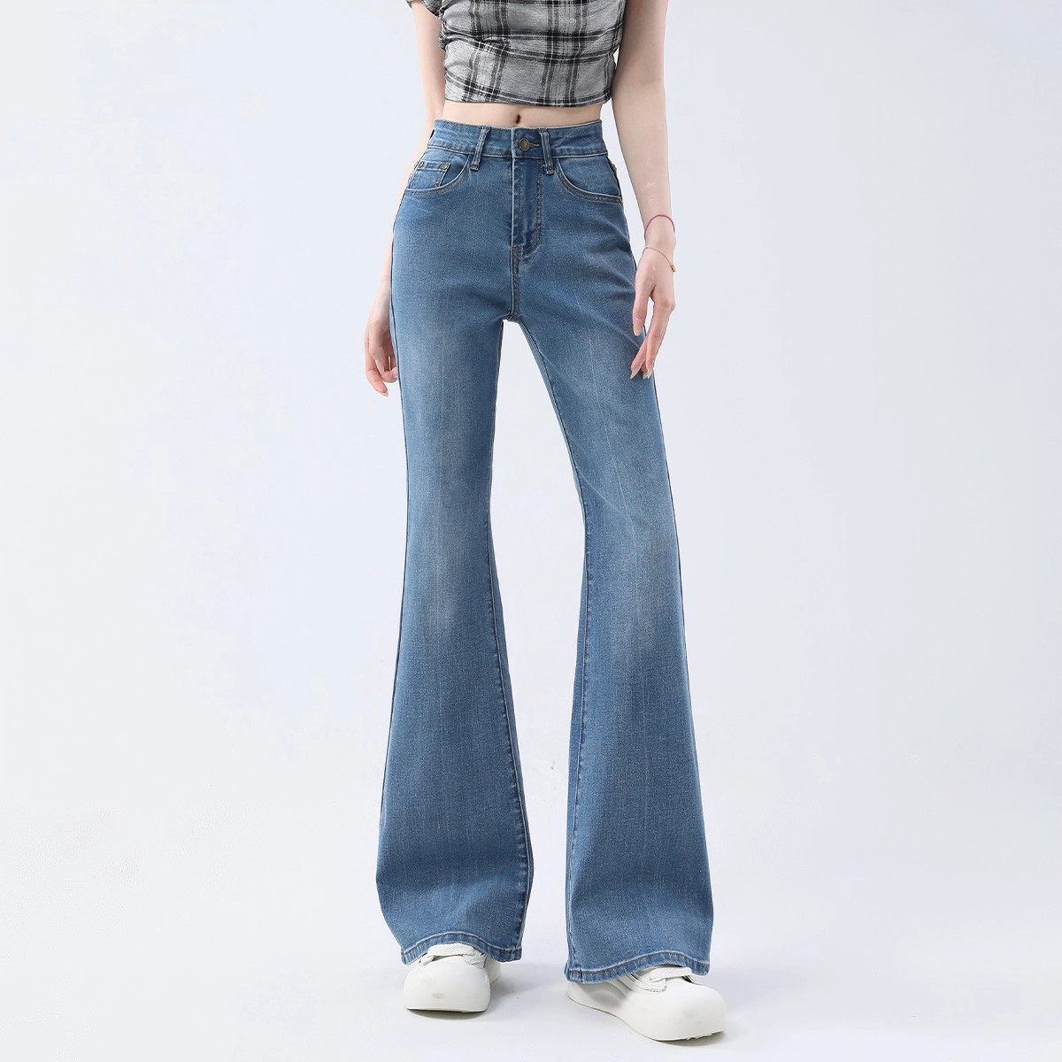 7 FOR ALL MANKIND