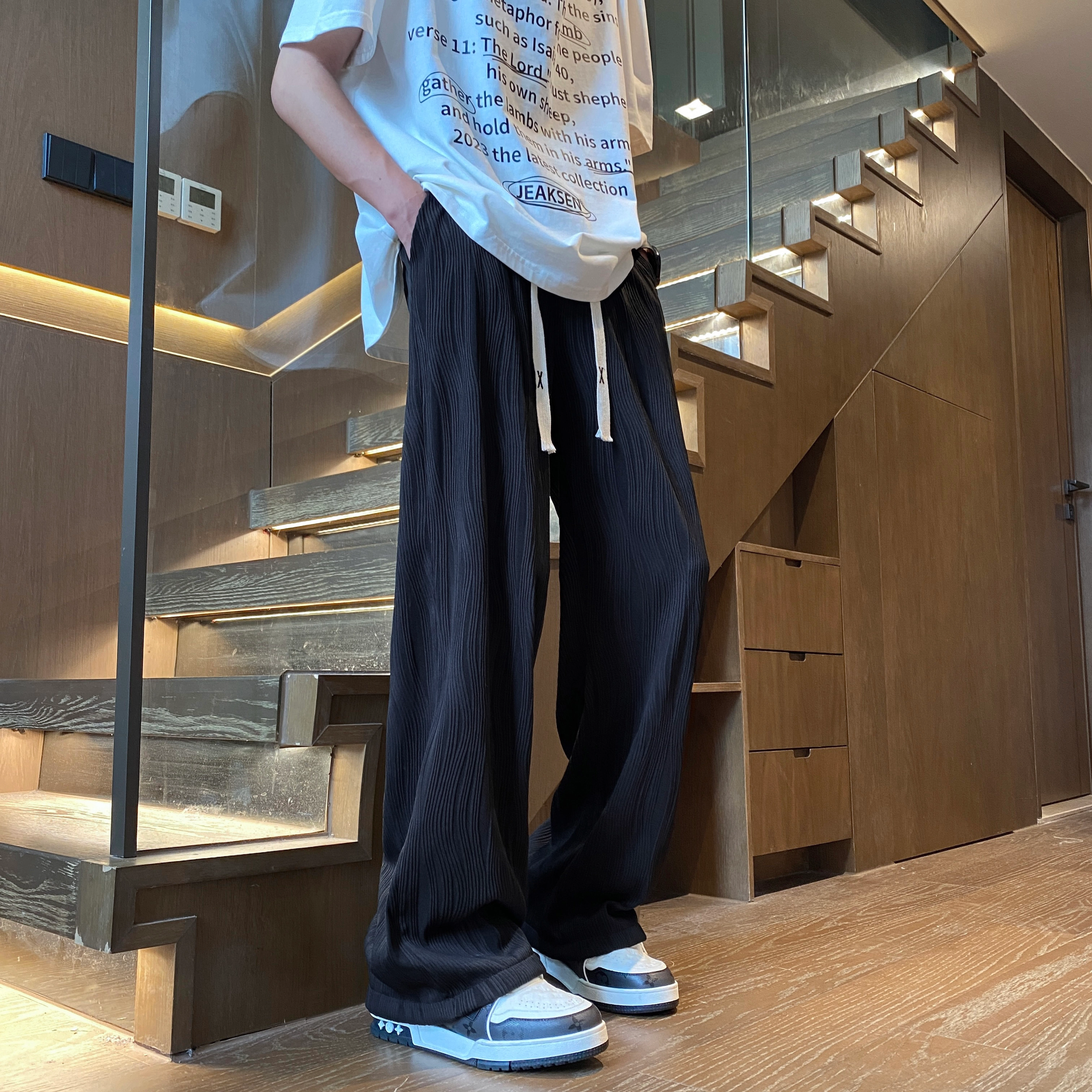 木林森 冰丝凉感通用高街阔腿时尚潮流设计感宽松直筒简约褶皱嘻哈街头日常户外通勤个性痞帅百搭休闲裤 男女同款