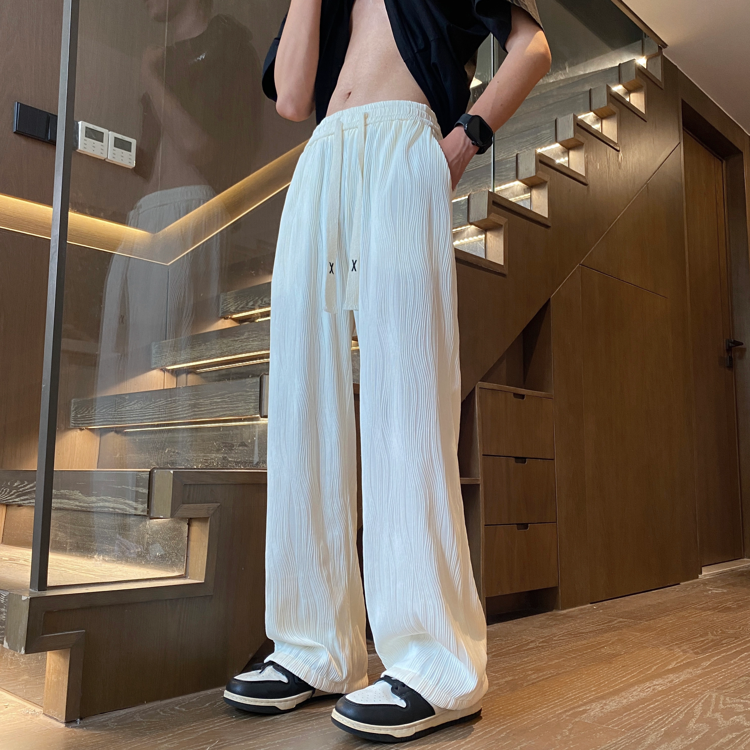 木林森 冰丝凉感通用高街阔腿时尚潮流设计感宽松直筒简约褶皱嘻哈街头日常户外通勤个性痞帅百搭休闲裤 男女同款