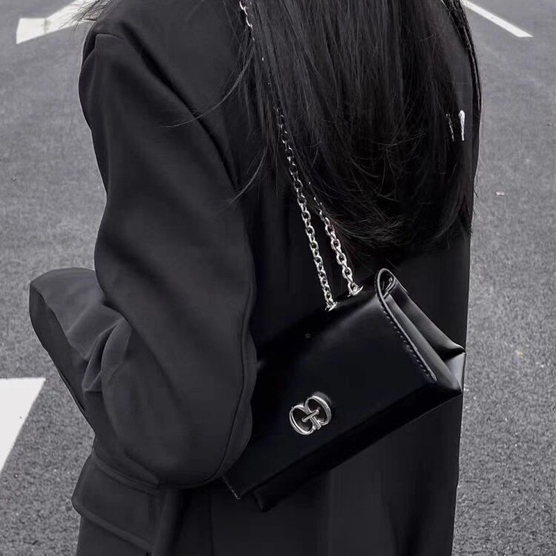 Jade en plus PU