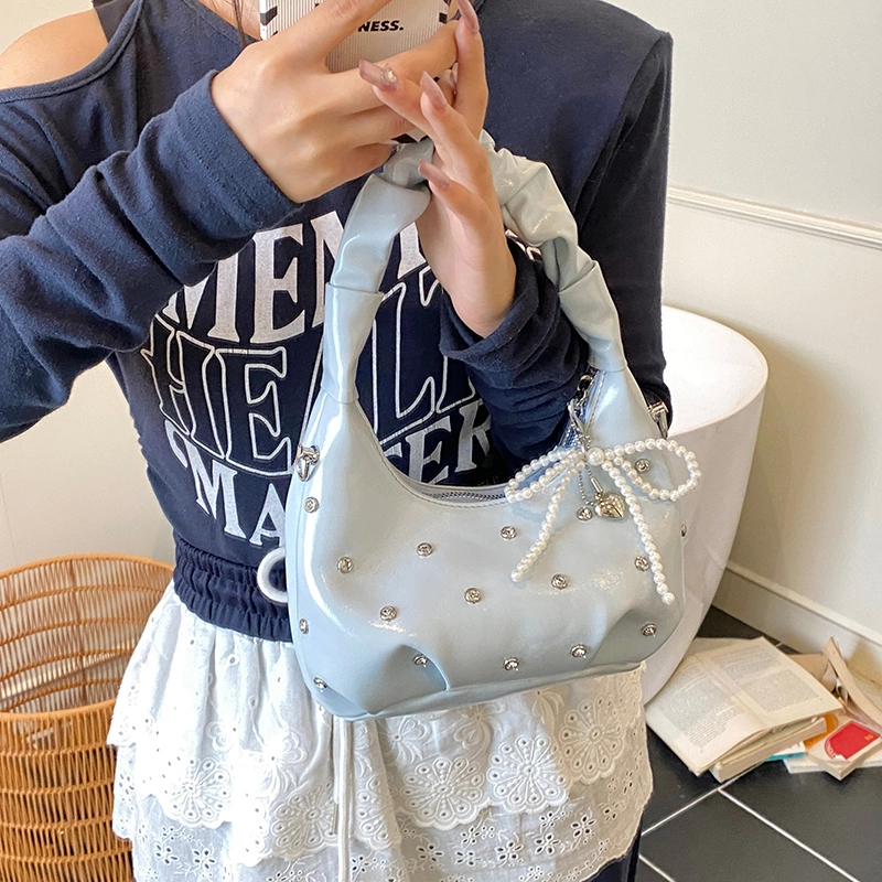 Jade en plus PU