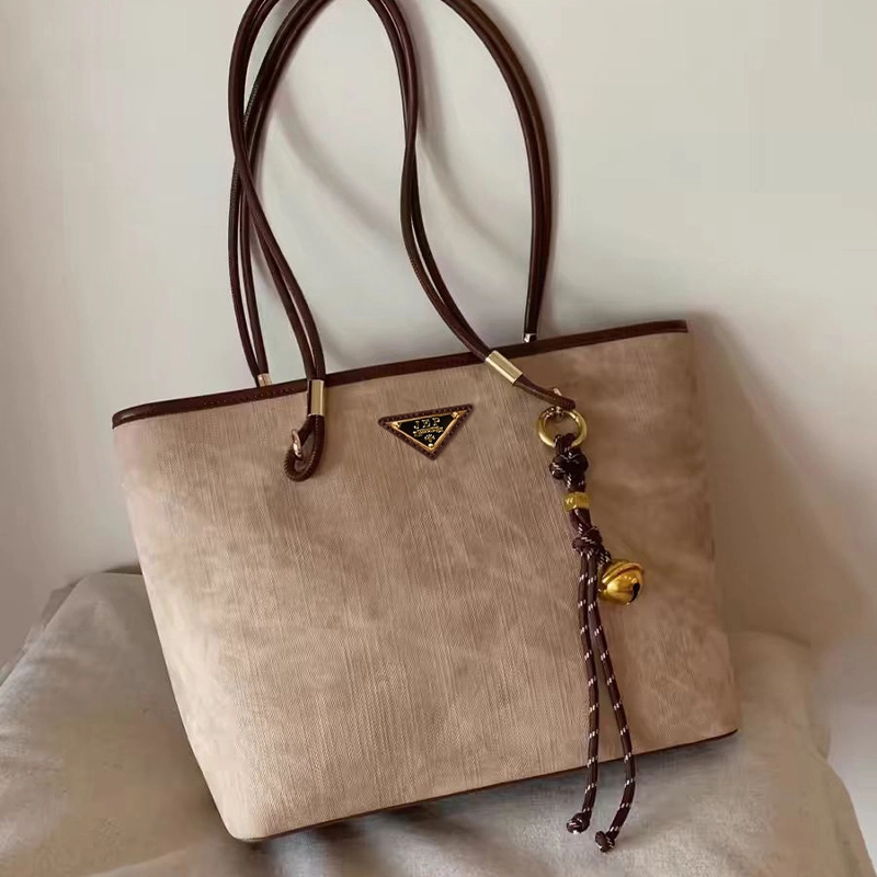 Jade en plus PU