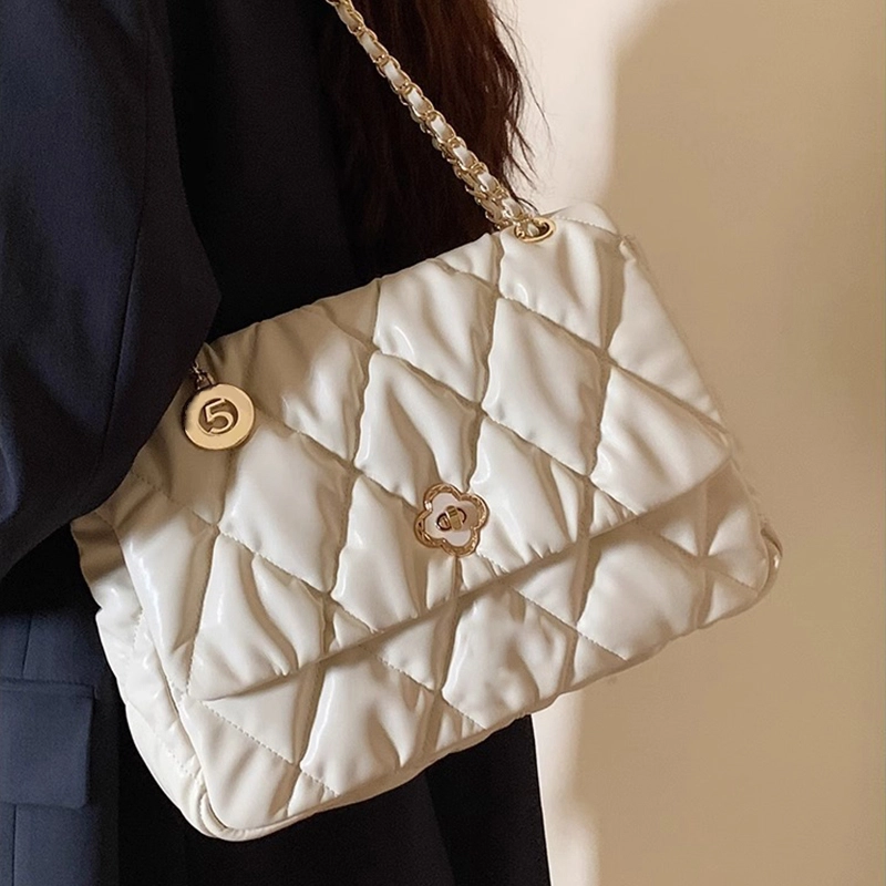 Jade en plus PU