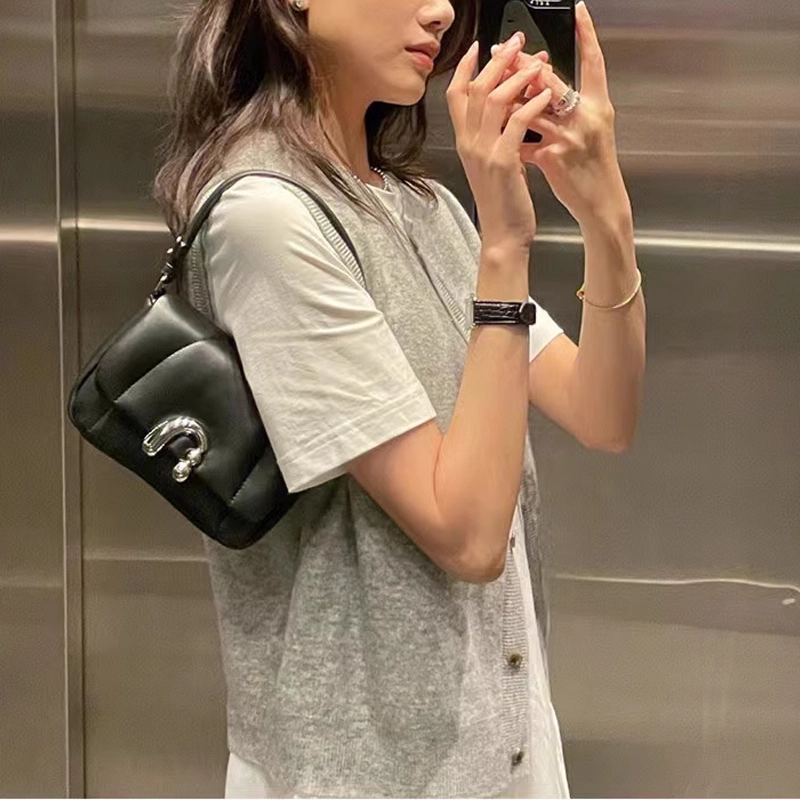 Jade en plus PU