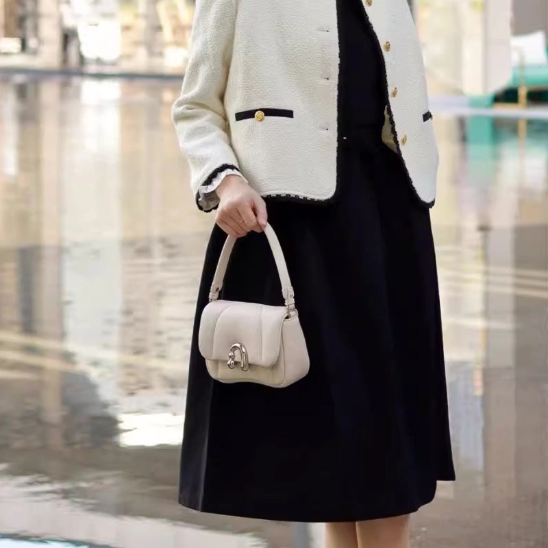 Jade en plus PU