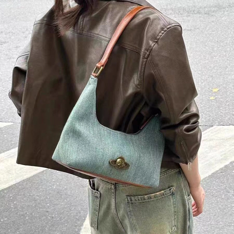 Jade en plus