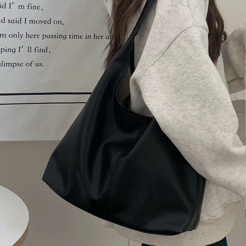 Jade en plus PU