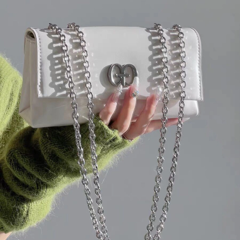Jade en plus PU