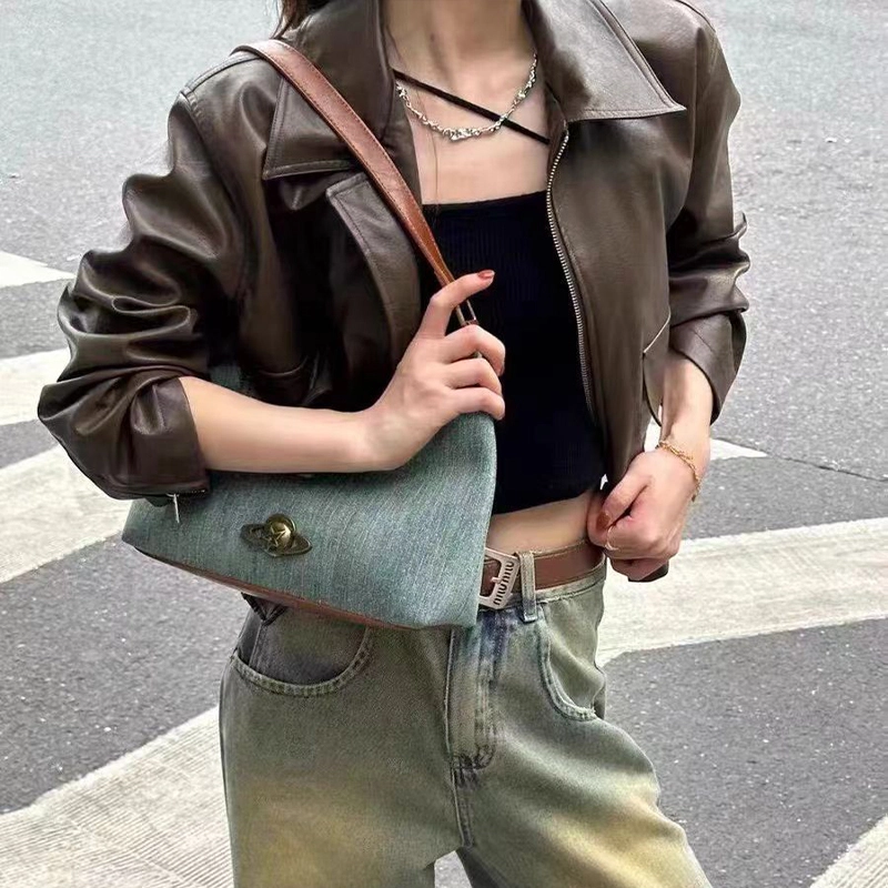 Jade en plus