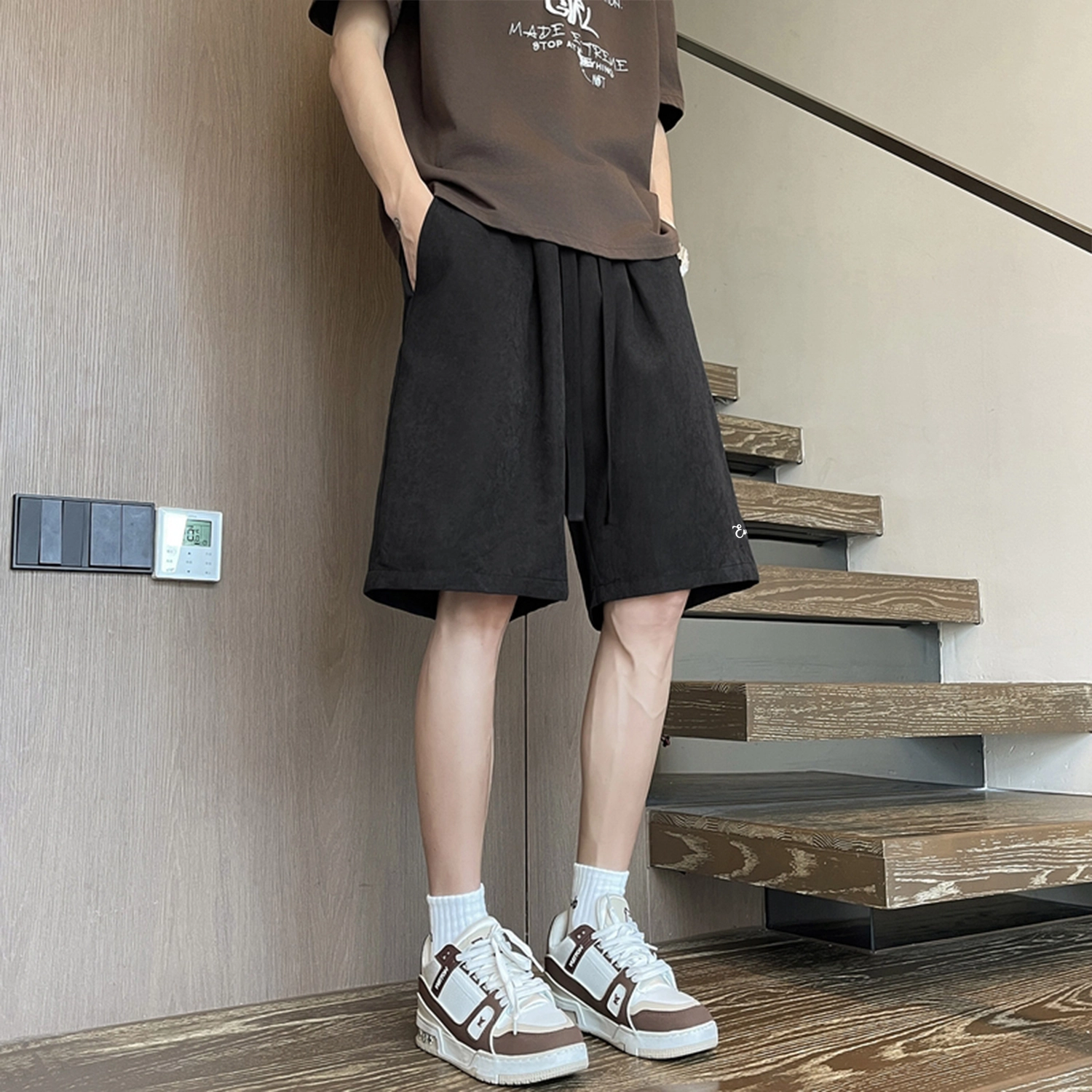 EVE Jeans logo