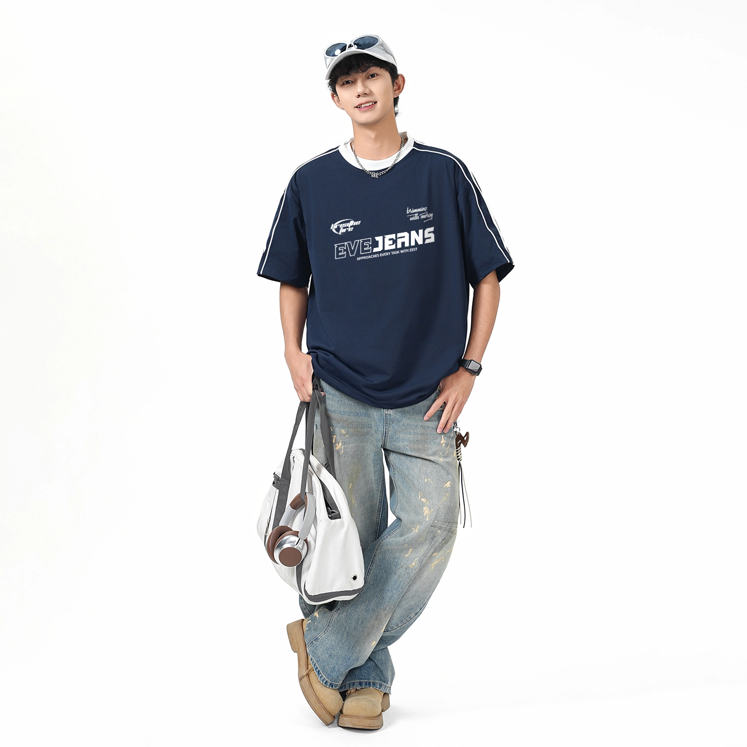 EVE Jeans LogoT
