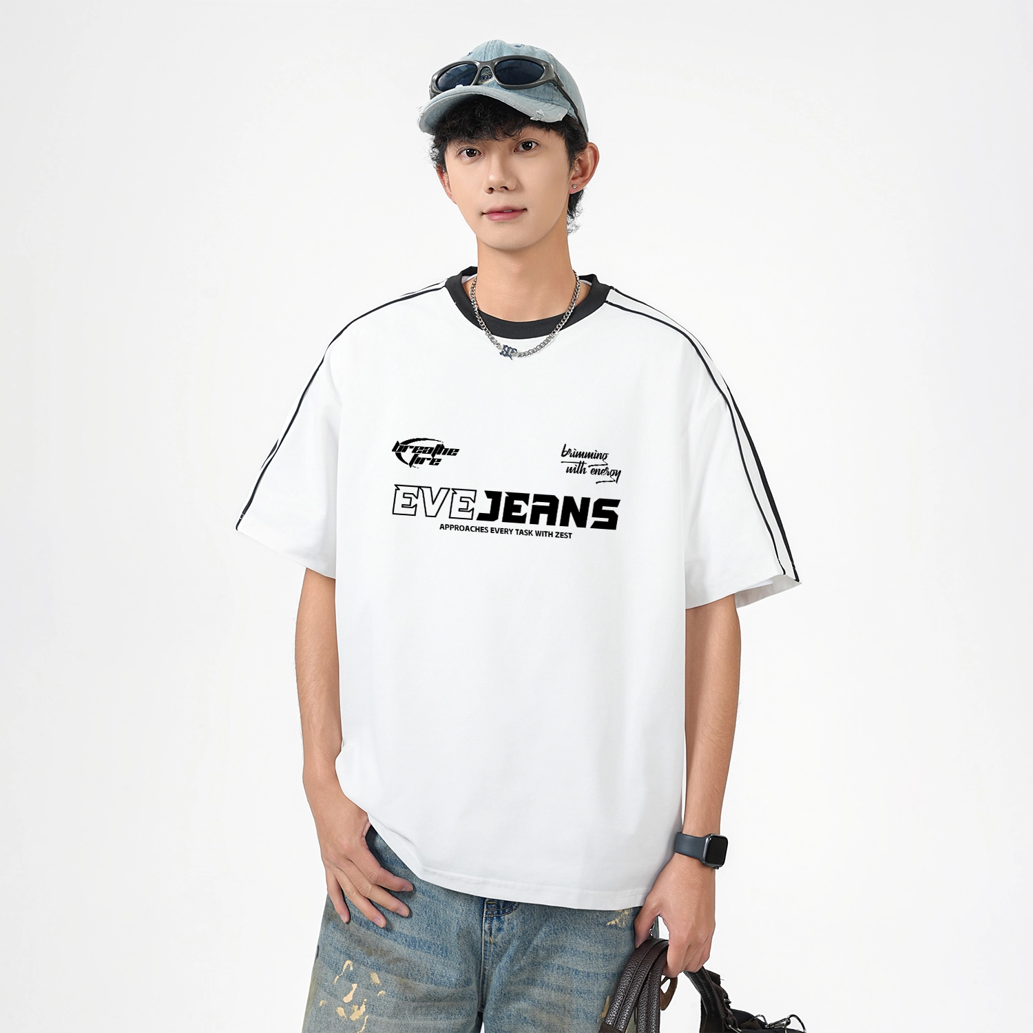 EVE Jeans LogoT