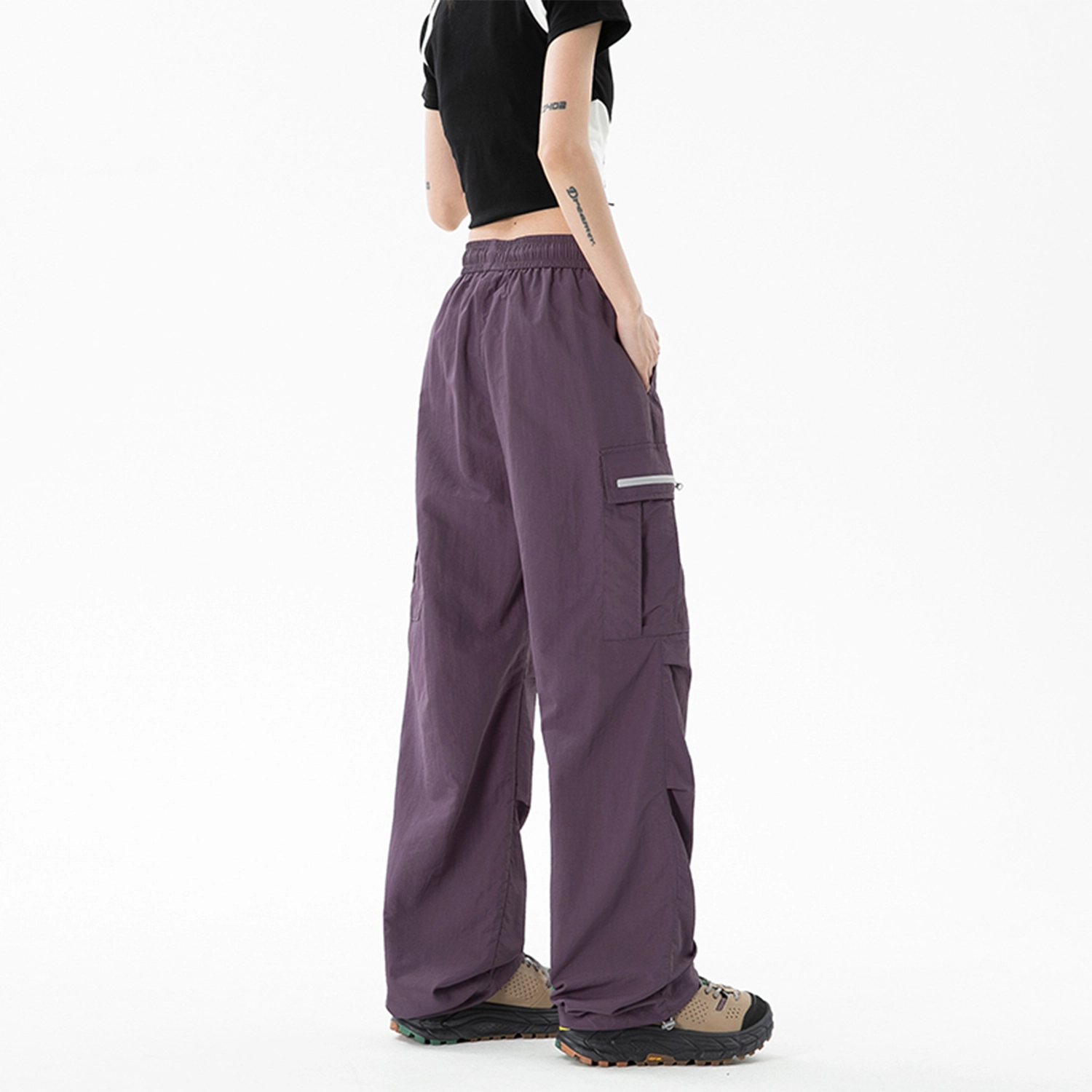 EVE Jeans logo