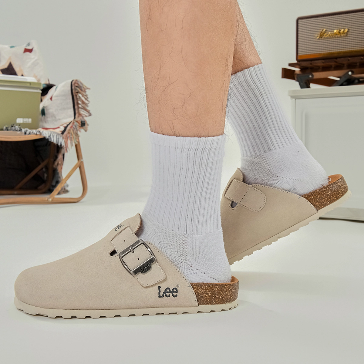 Lee
