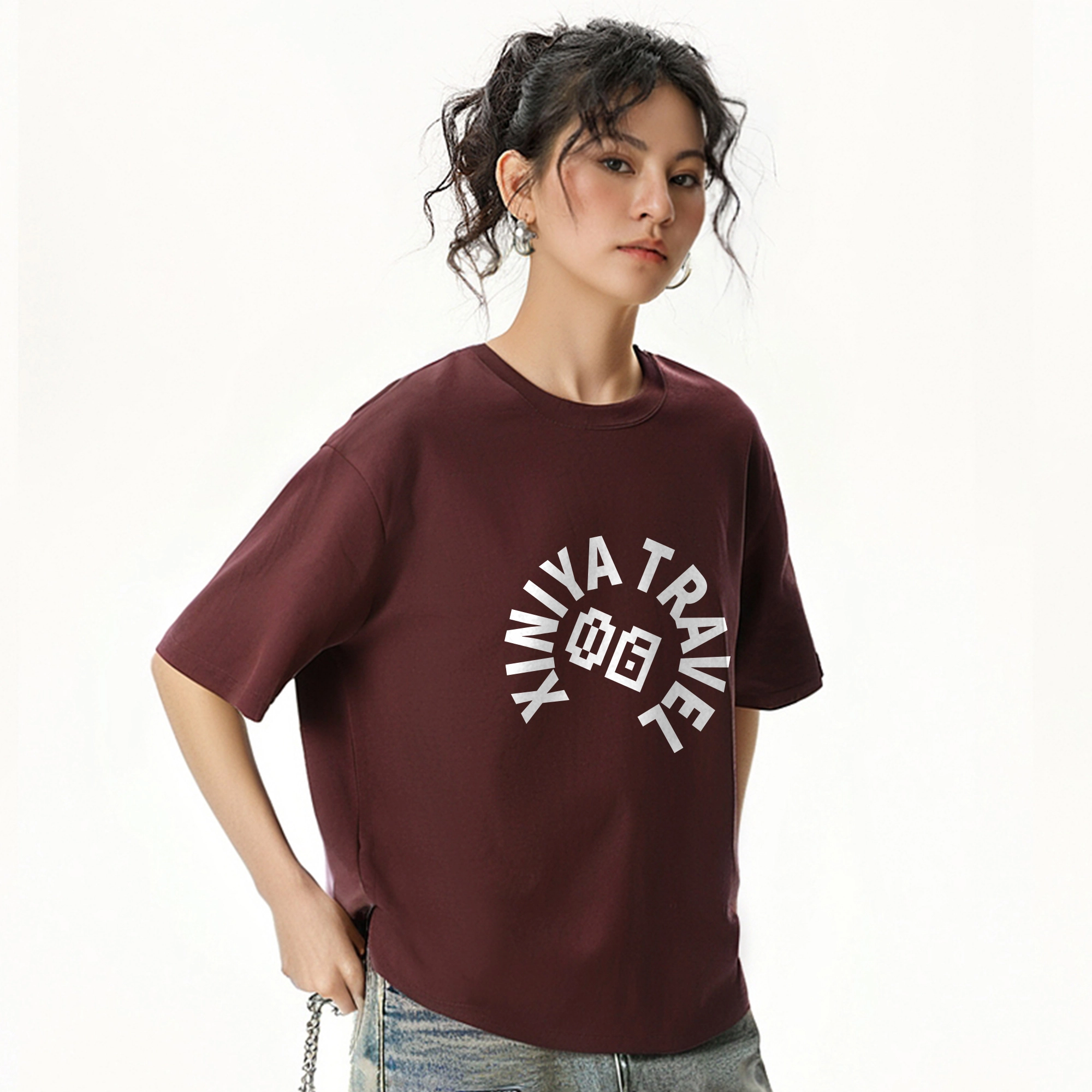 XINIYA TRAVEL LOGOT