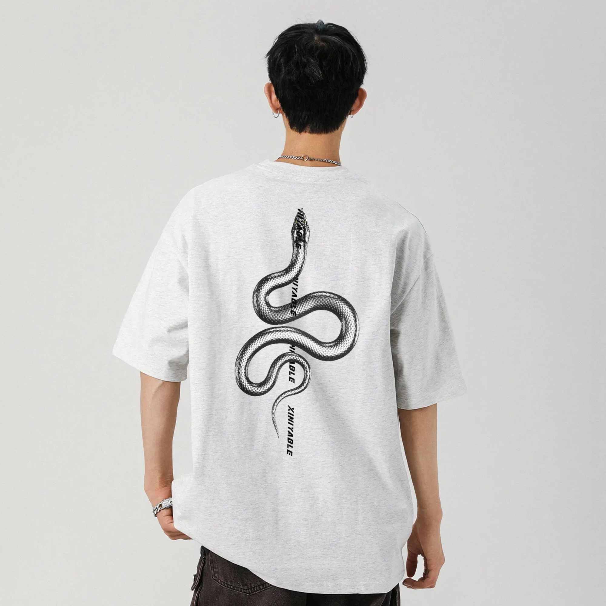 XINIYA TRAVEL logoT