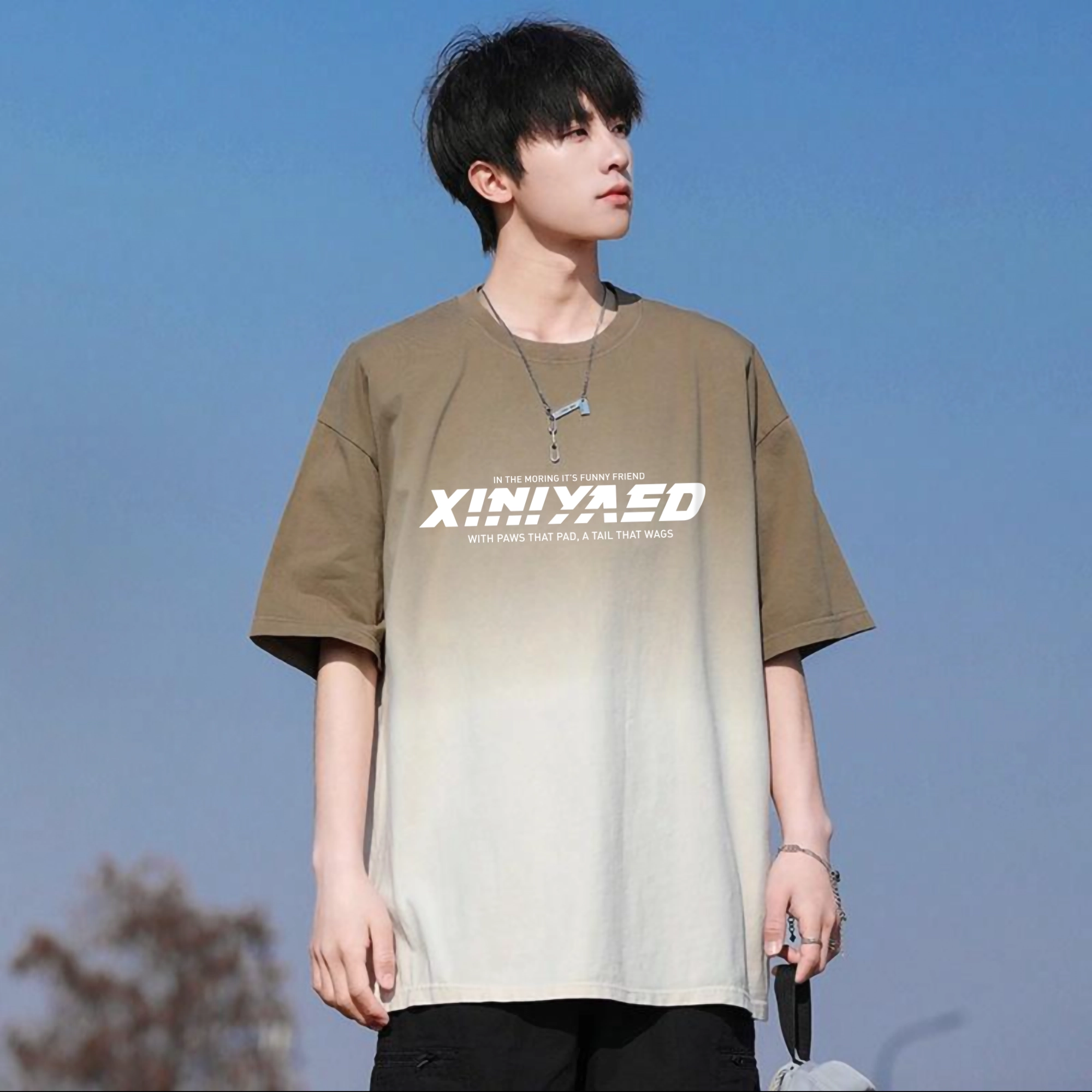 XINIYA TRAVEL logoT